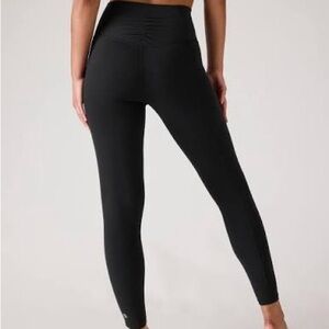 Athleta salutation cinch leggings